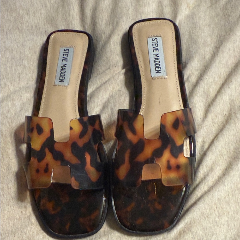 Steve Madden Brown Tortoise Slide Sandals